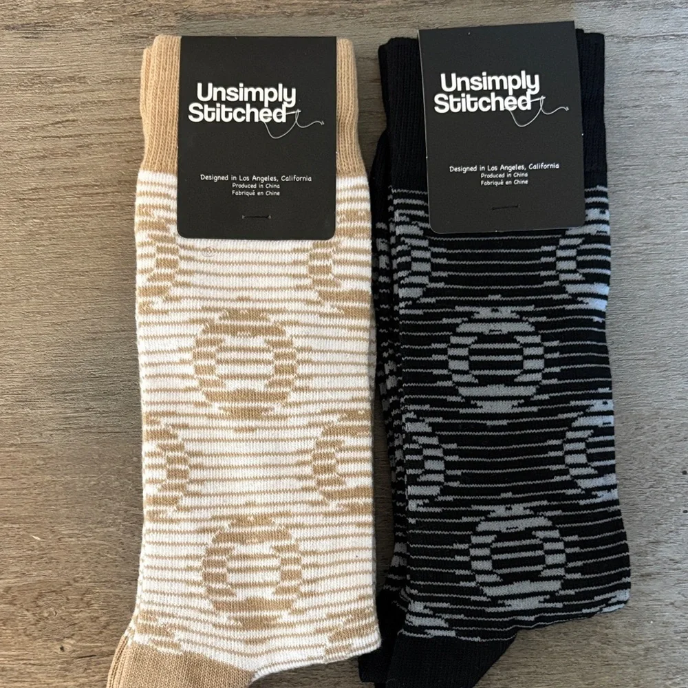 NWT Unsimply Stitched Tan and Black Patterned Socks